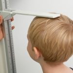 Причины ювенильного ревматоидного артрита у детей и методы лечения