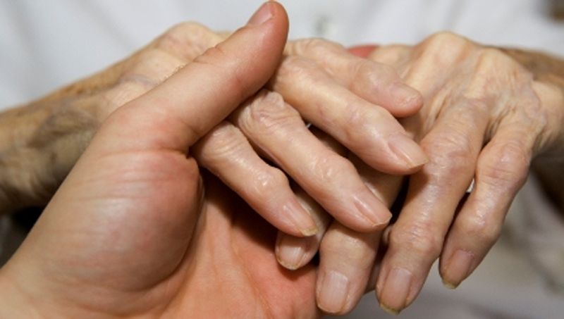 Причины и симптомы возникновения артрита пальцев рук